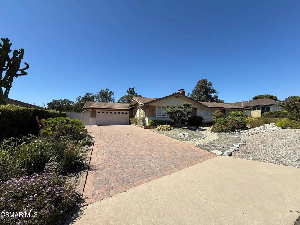 862 Camino Concordia, Camarillo, California 93010 home-pic-1