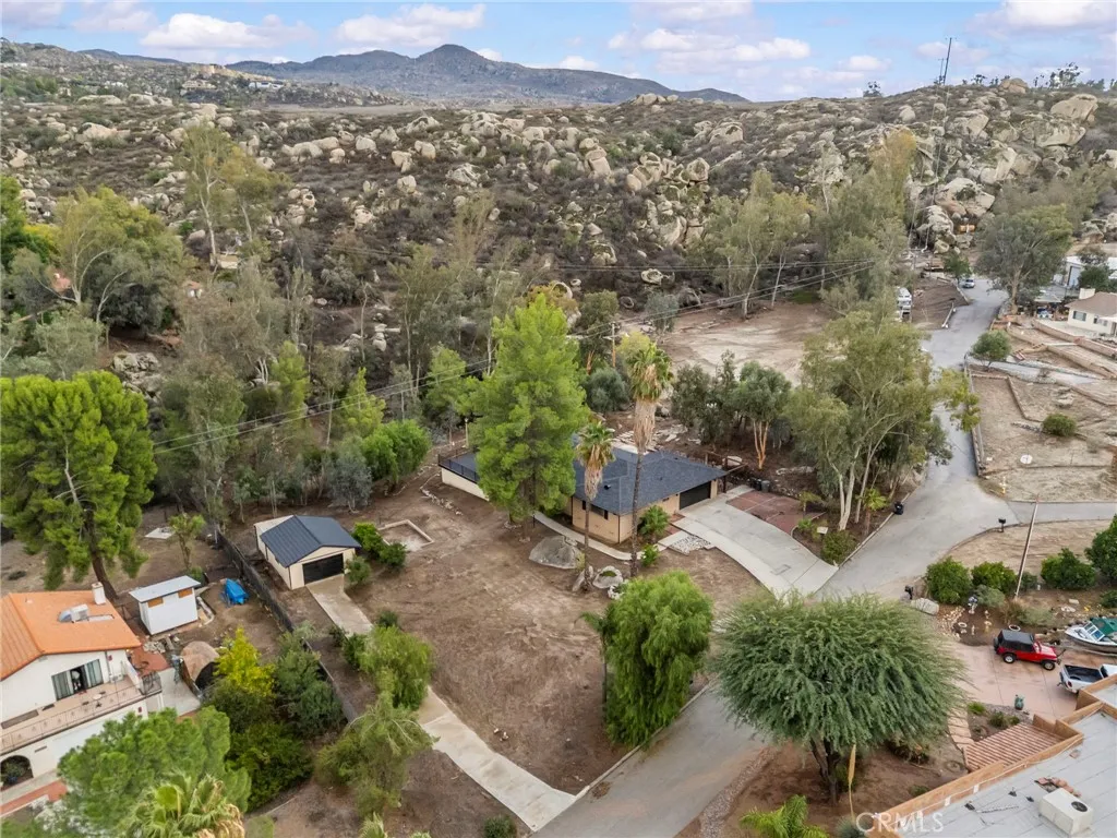 41785 Vermont, Hemet, California 92544 home-pic-39