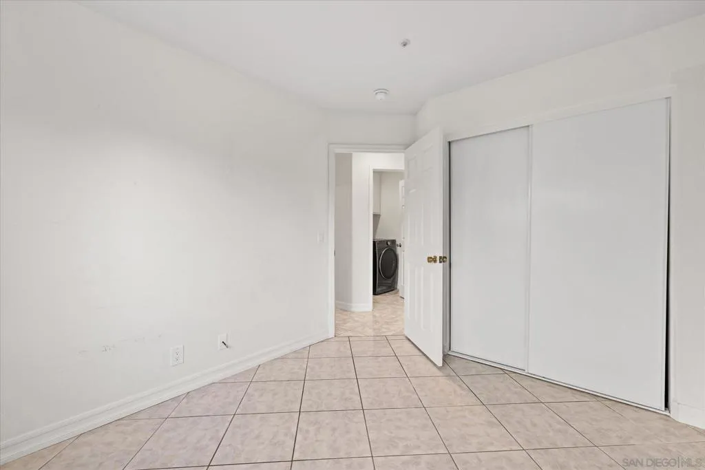 1341 Somerset Ct, Ramona, California 92065 home-pic-33