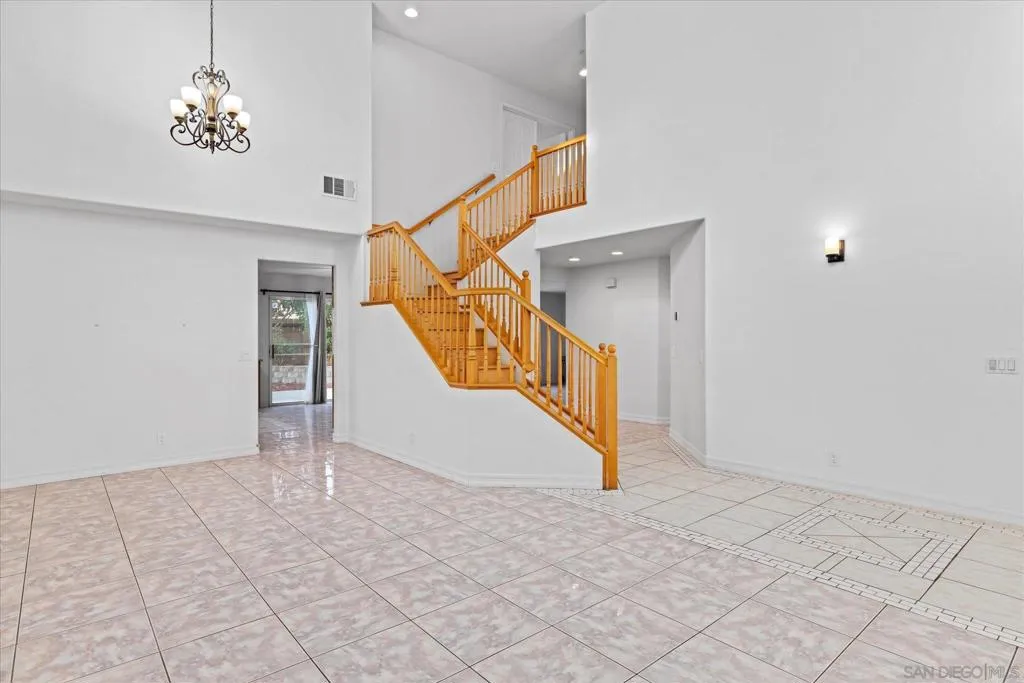 1341 Somerset Ct, Ramona, California 92065 home-pic-7