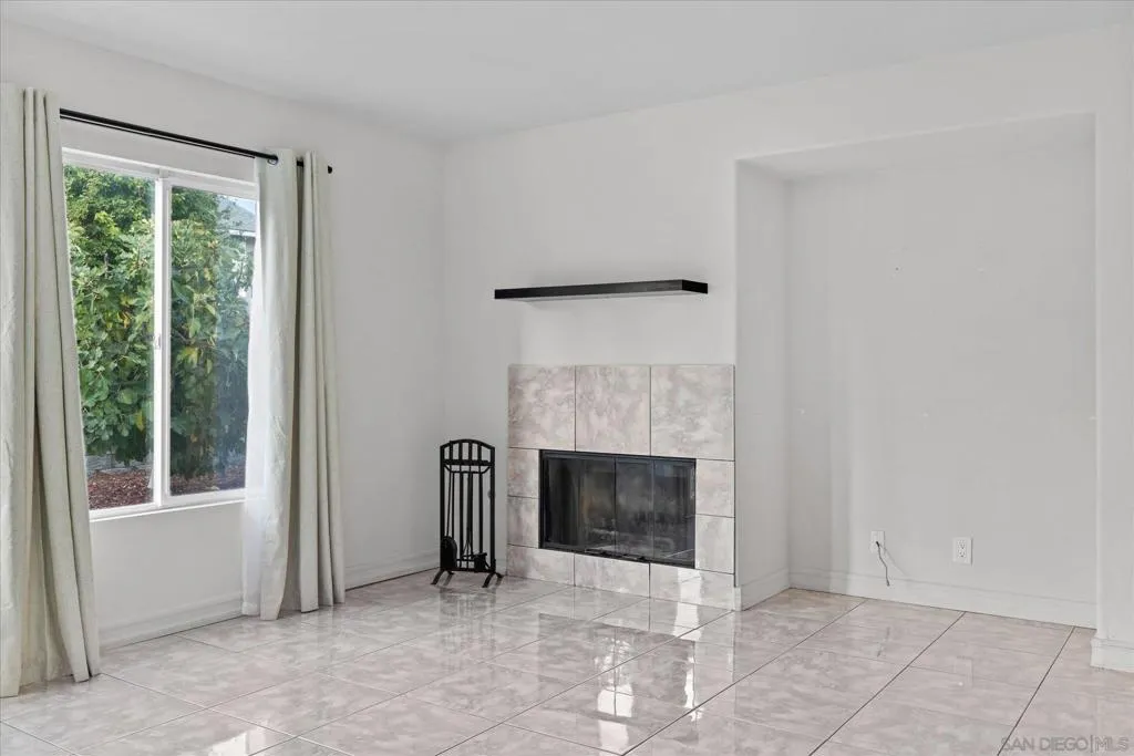 1341 Somerset Ct, Ramona, California 92065 home-pic-16