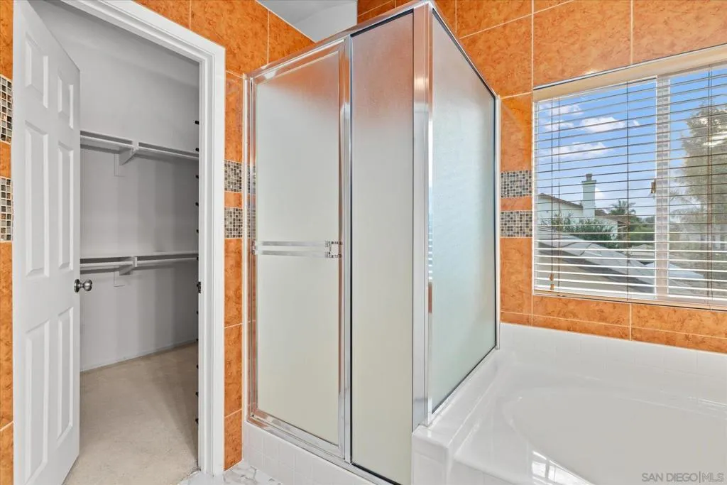 1341 Somerset Ct, Ramona, California 92065 home-pic-25