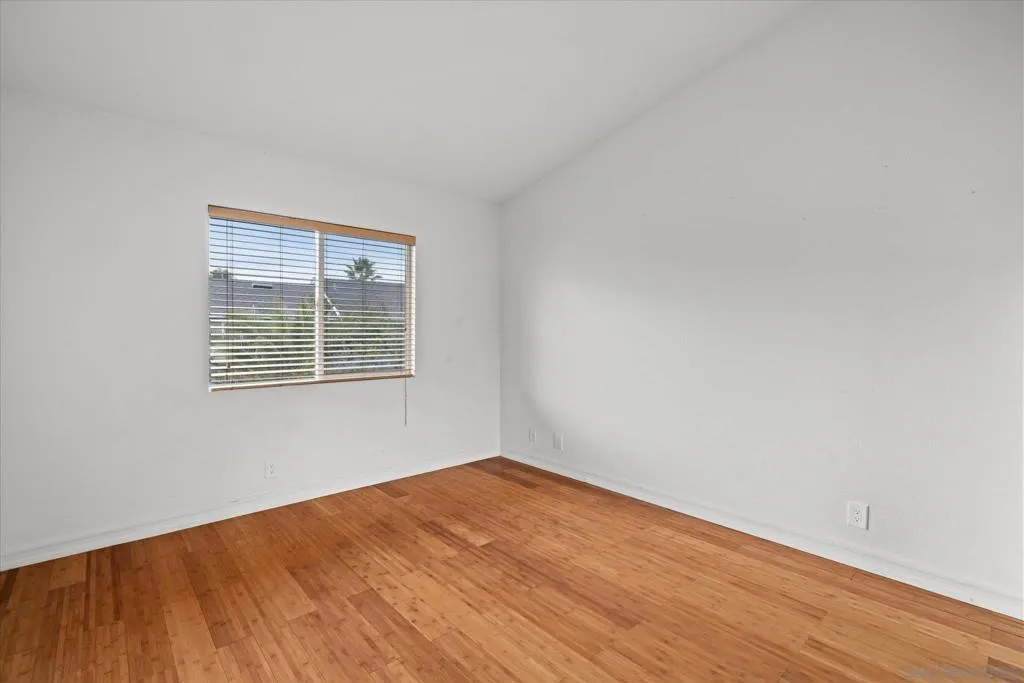 1341 Somerset Ct, Ramona, California 92065 home-pic-26