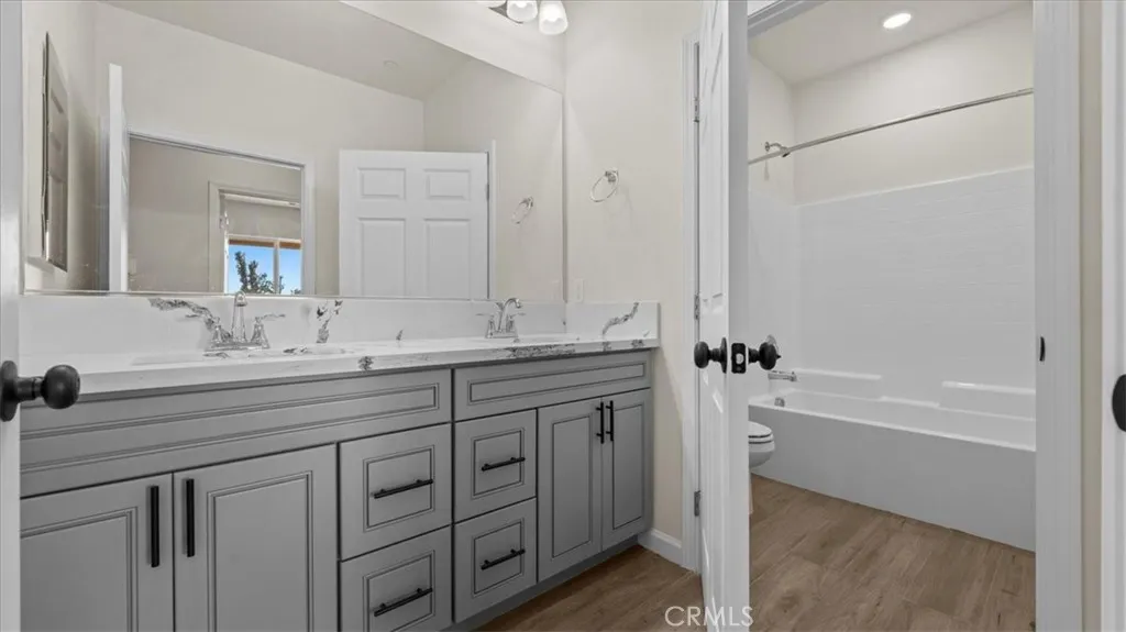 21402 Short Ridge, Perris, California 92570 home-pic-8