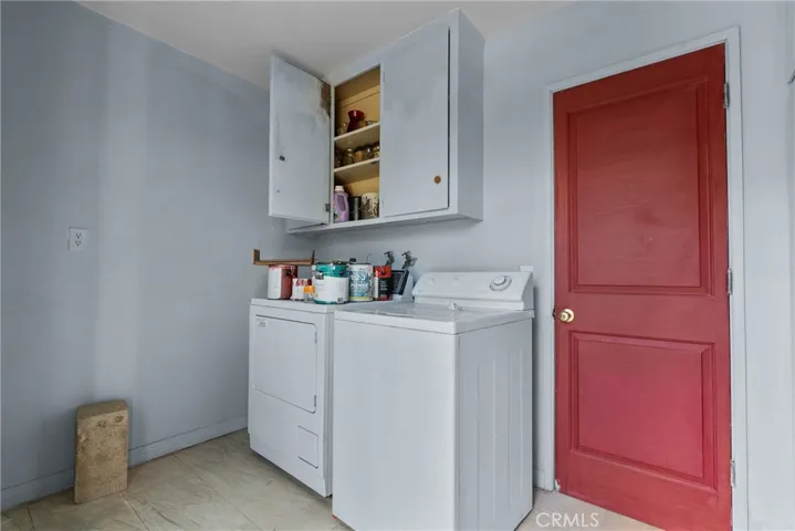 7229 De Celis, Van Nuys, California 91406