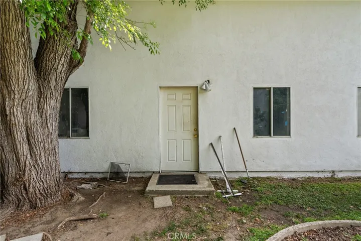 7229 De Celis, Van Nuys, California 91406