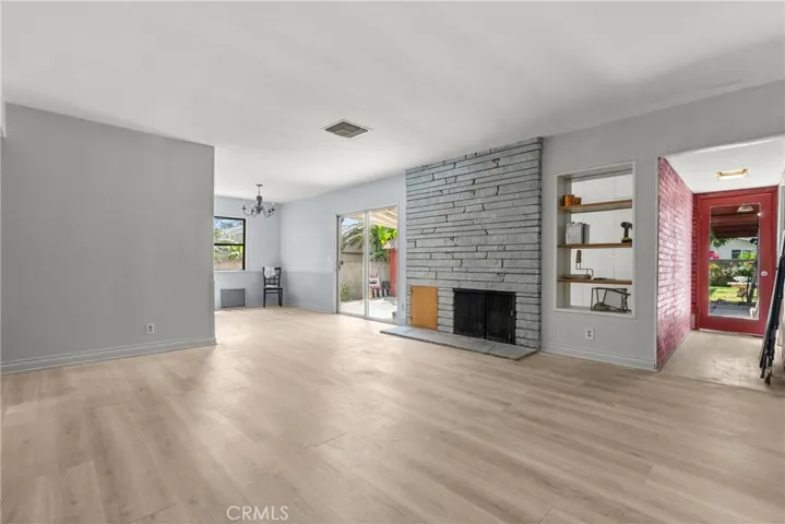 7229 De Celis, Van Nuys, California 91406