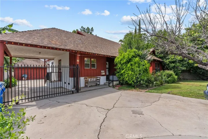 7229 De Celis, Van Nuys, California 91406