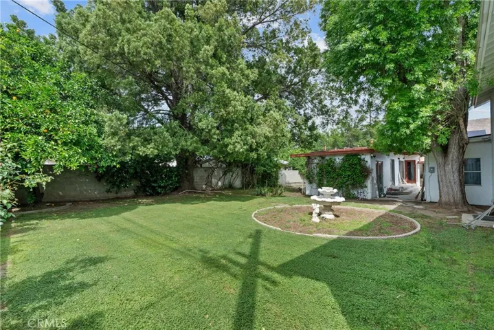 7229 De Celis, Van Nuys, California 91406