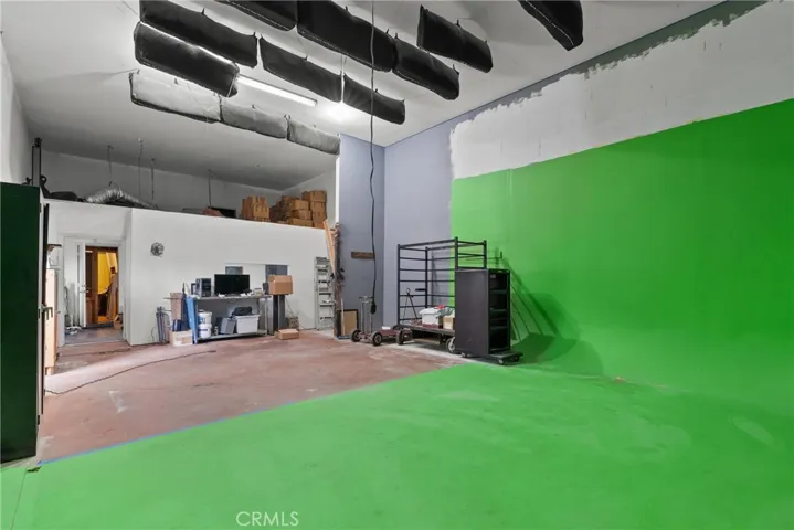 7229 De Celis, Van Nuys, California 91406