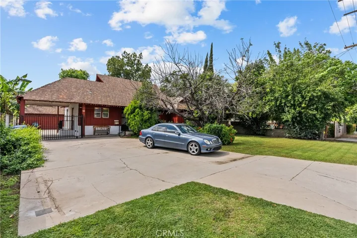 7229 De Celis, Van Nuys, California 91406