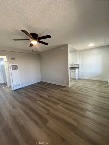 732 W Imperial, Los Angeles, California 90044