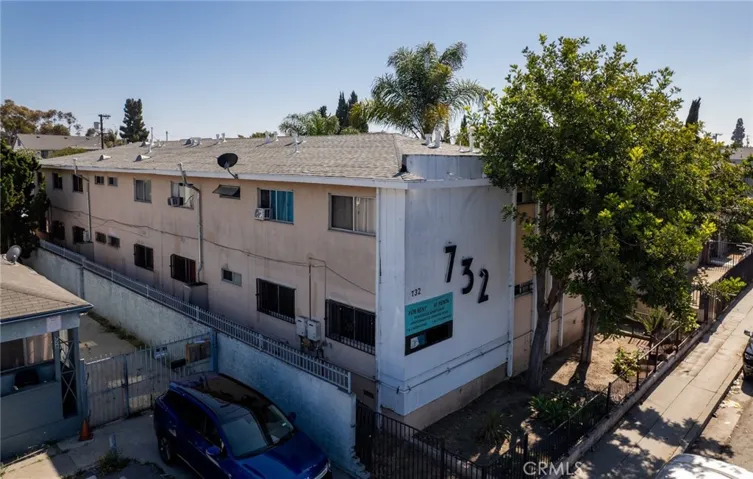 732 W Imperial, Los Angeles, California 90044