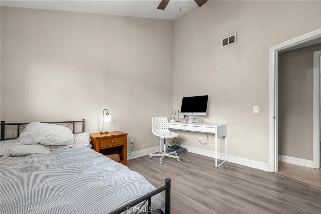 3496 Briarvale Street, Corona, California 92879 home-pic-14