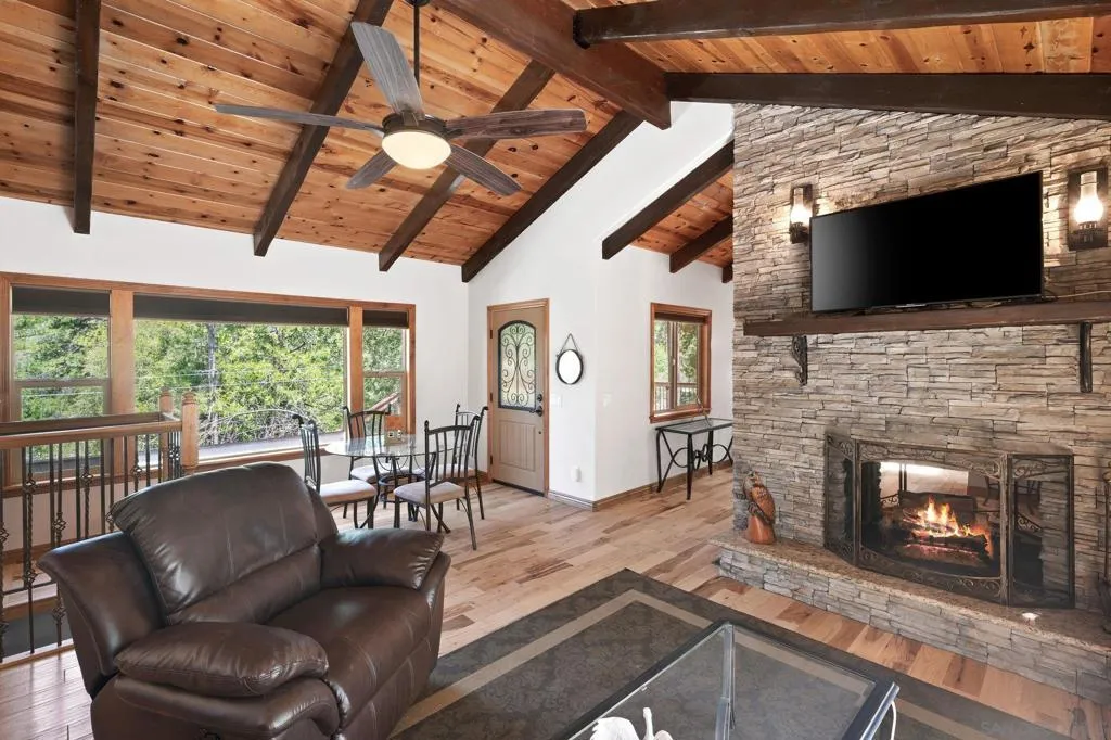 27720 Saunders Meadow Rd, Idyllwild, California 92549 home-pic-5