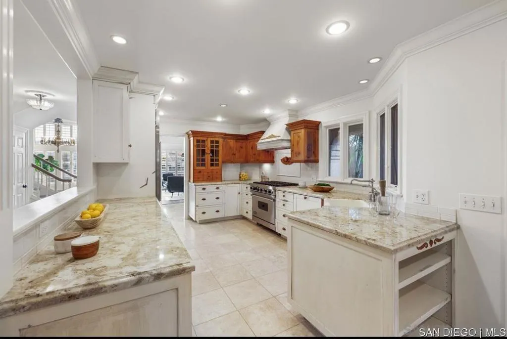 12 Buccaneer Way, Coronado, California 92118 home-pic-12