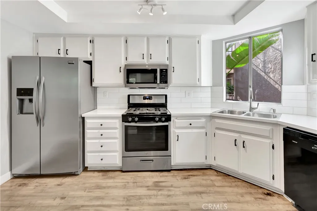 645 Pacific Avenue 315, Long Beach, California 90802 home-pic-10