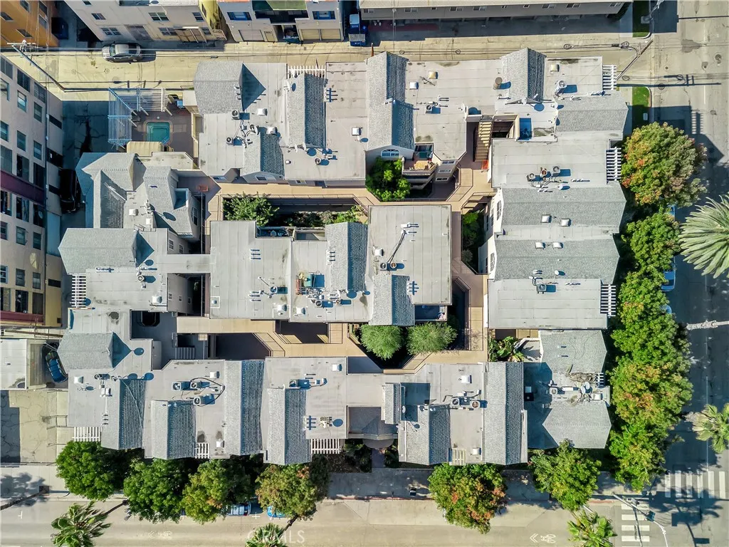 645 Pacific Avenue 315, Long Beach, California 90802 home-pic-24