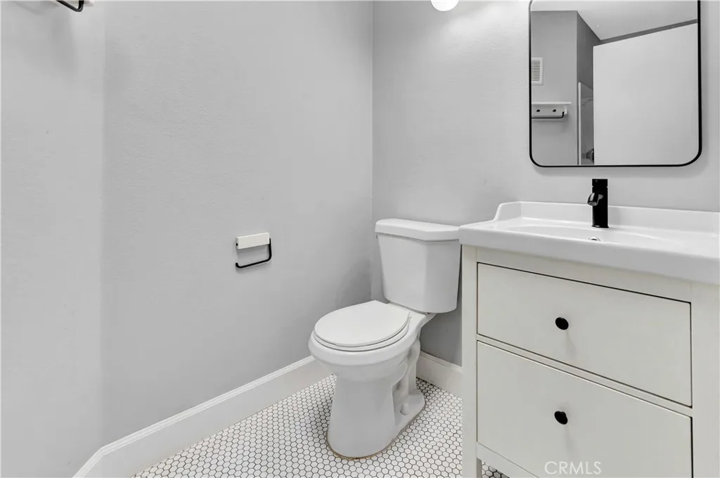 645 Pacific Avenue 315, Long Beach, California 90802 home-pic-14