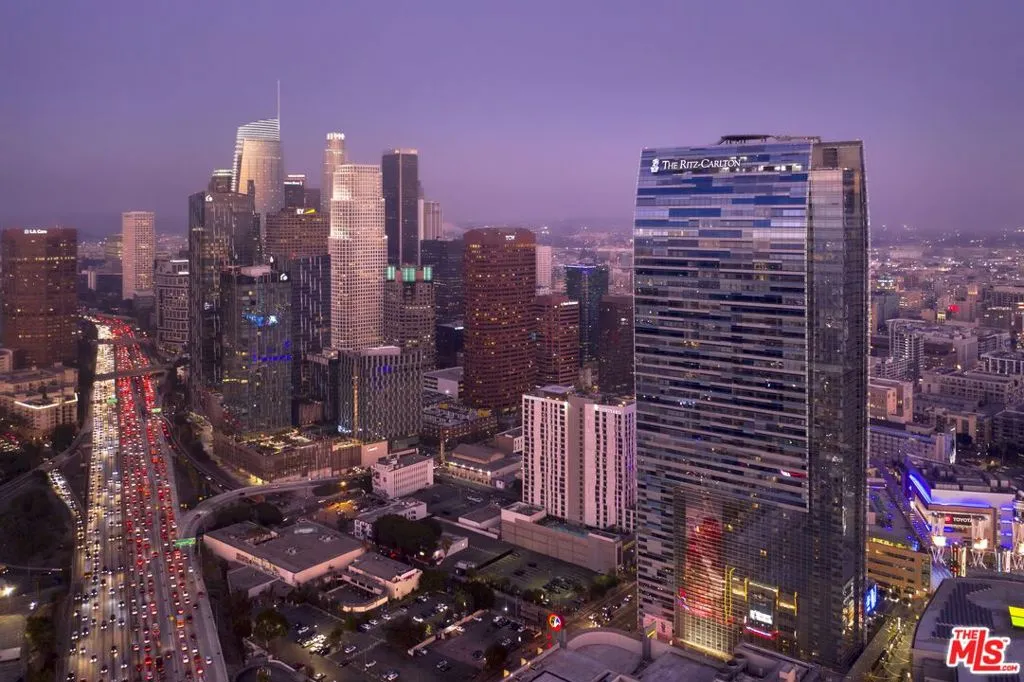 900 W Olympic Boulevard 47g, Los Angeles, California 90015 home-pic-1