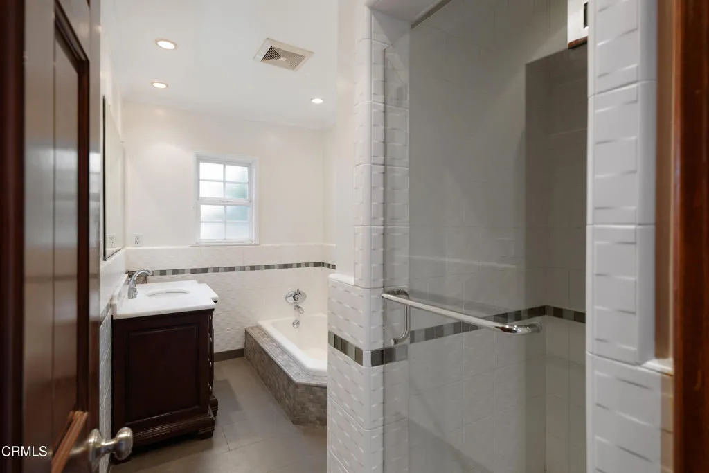 941 Chehalem Road, La Canada Flintridge, California 91011 home-pic-27