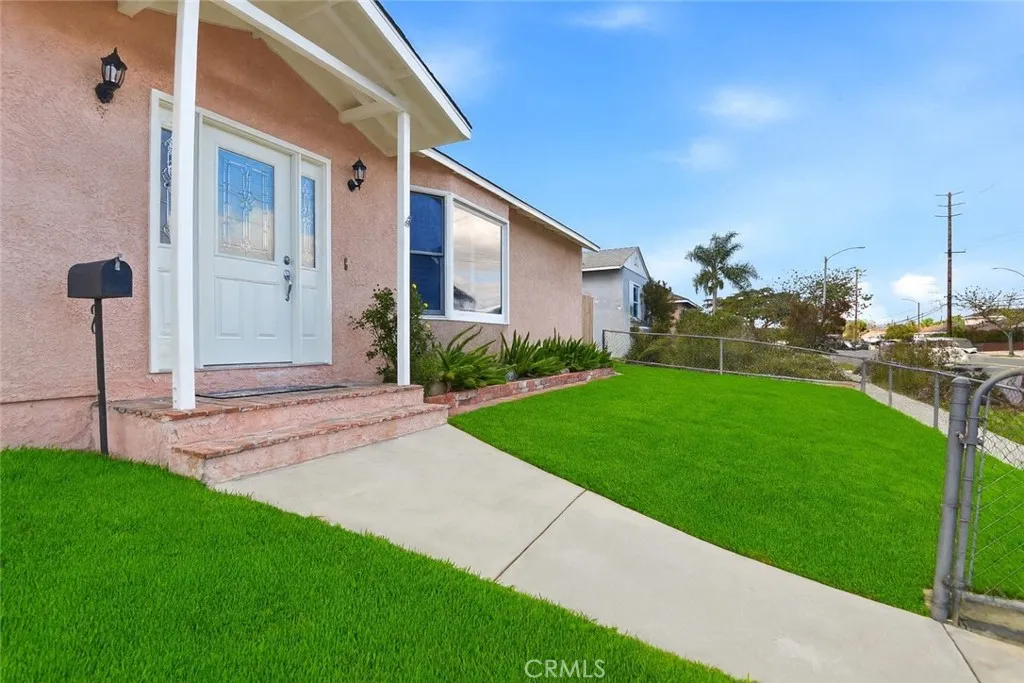 4703 Palo Verde Ave, Lakewood, California 90713 home-pic-35