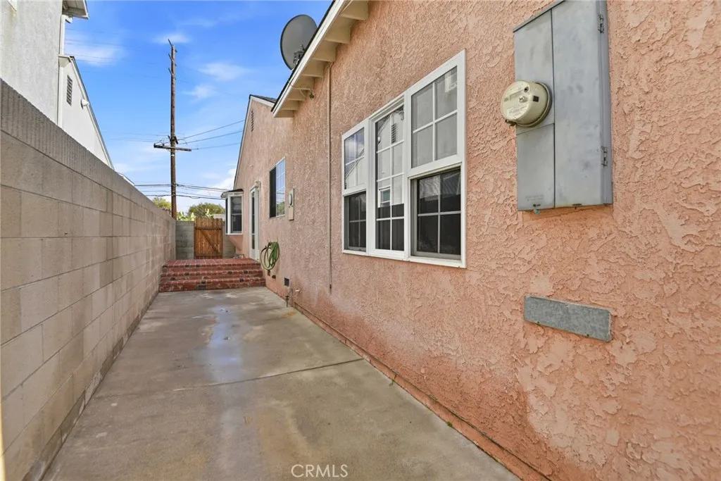 4703 Palo Verde Ave, Lakewood, California 90713 home-pic-31