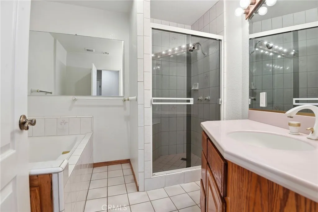 4703 Palo Verde Ave, Lakewood, California 90713 home-pic-24