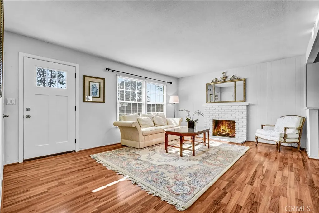 1451 Rolling Hills, Fullerton, California 92835 home-pic-4