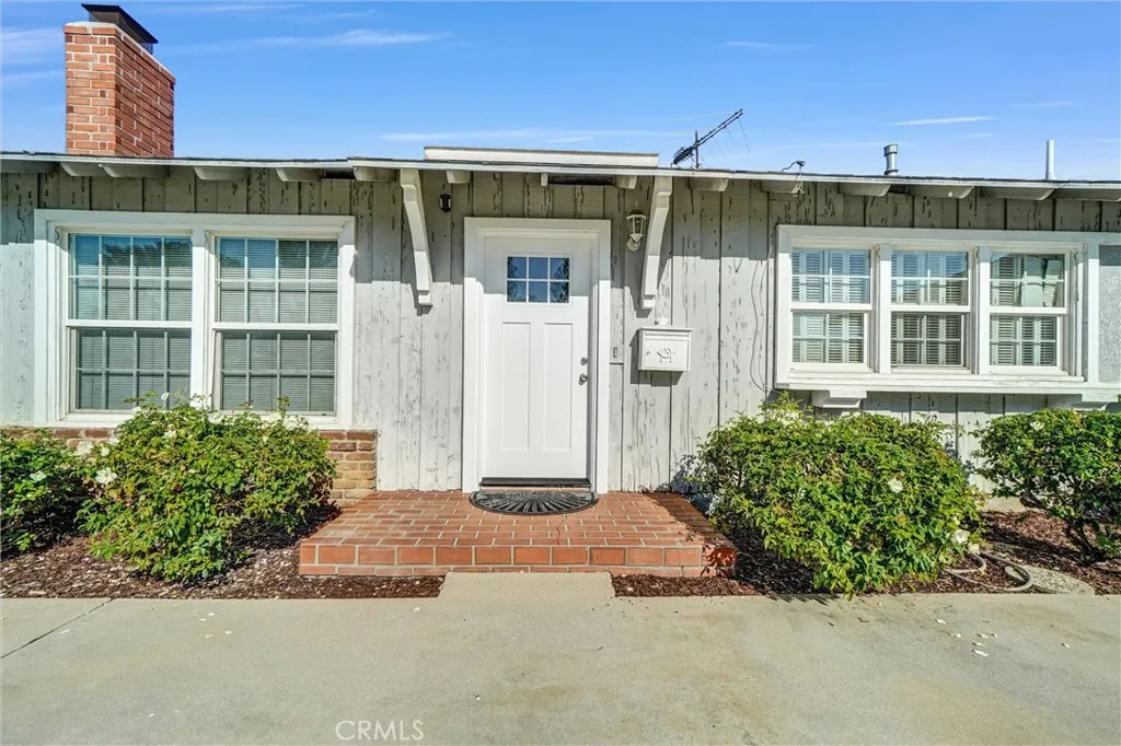 1451 Rolling Hills, Fullerton, California 92835 home-pic-2