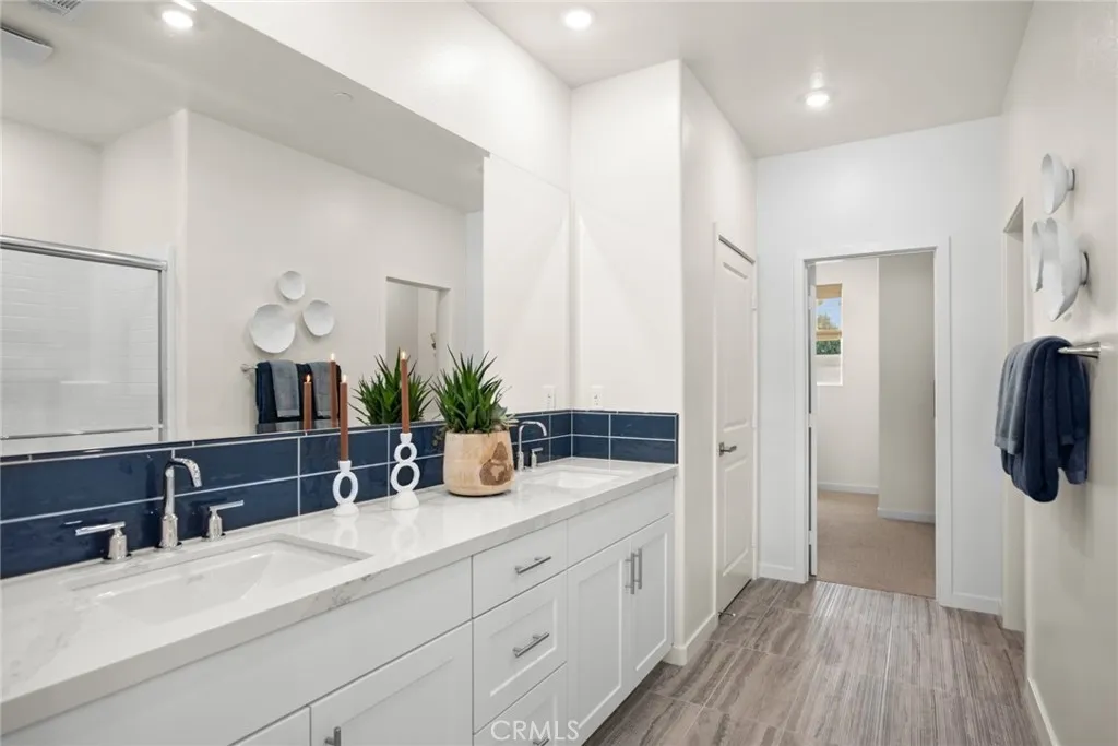 7014 Solara Way, Westminster, California 92683 home-pic-20