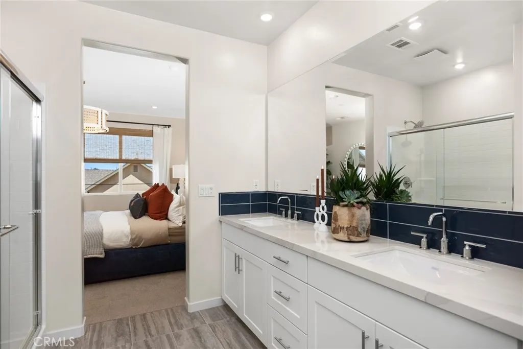 7014 Solara Way, Westminster, California 92683 home-pic-21