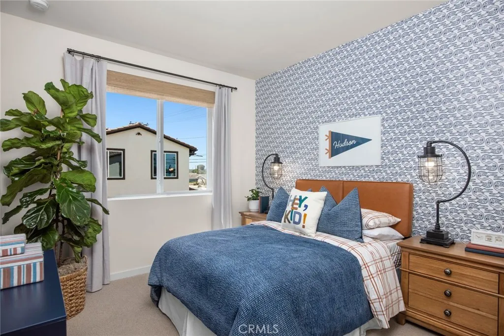 7014 Solara Way, Westminster, California 92683 home-pic-16
