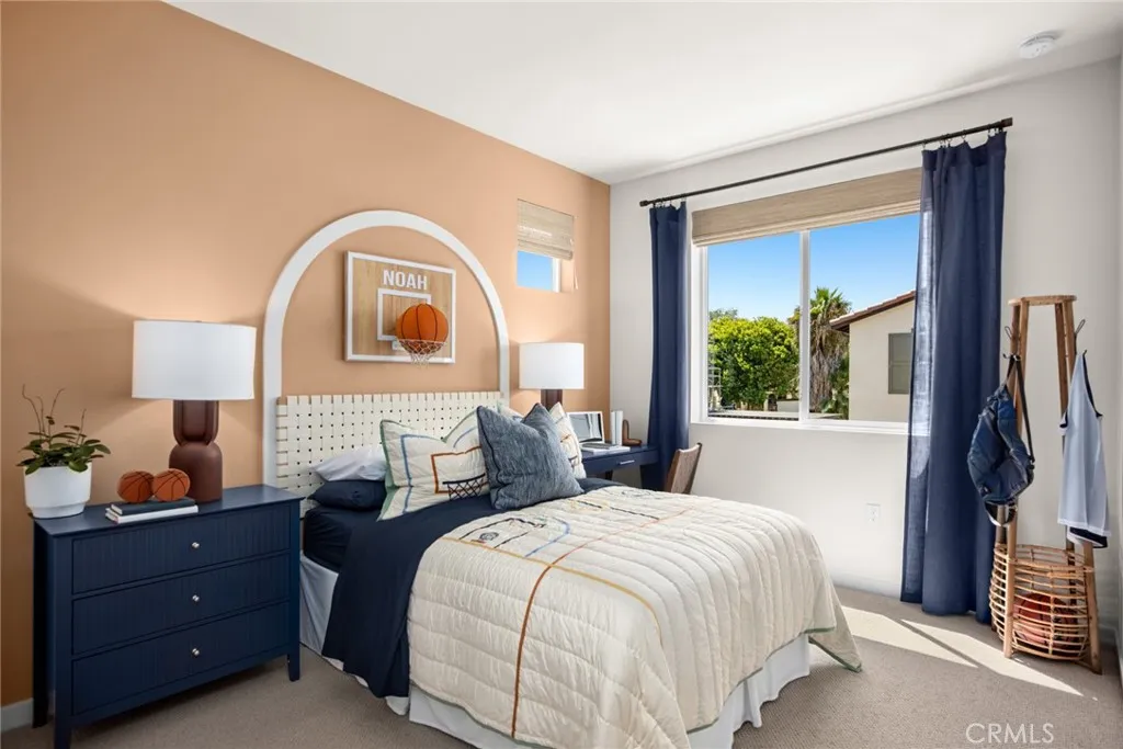 7014 Solara Way, Westminster, California 92683 home-pic-15