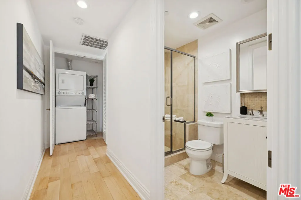 261 S Reeves Drive Ph3, Beverly Hills, California 90212 home-pic-16