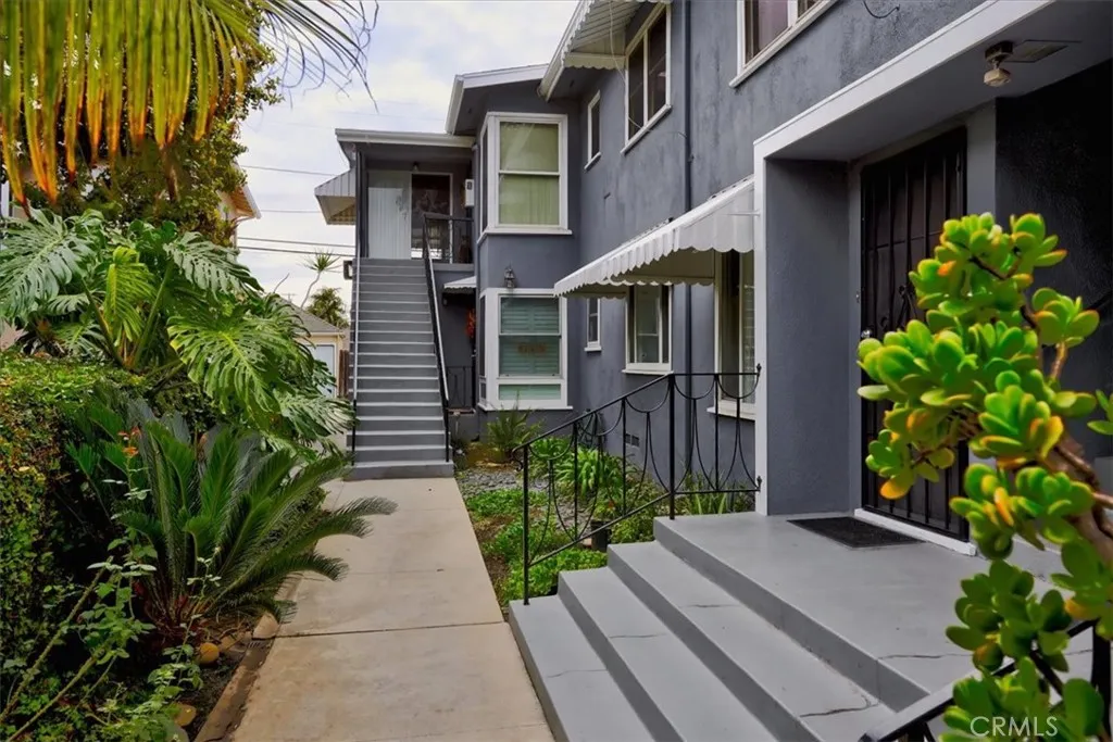 700 E Carson Street E 4, Long Beach, California 90807 home-pic-2