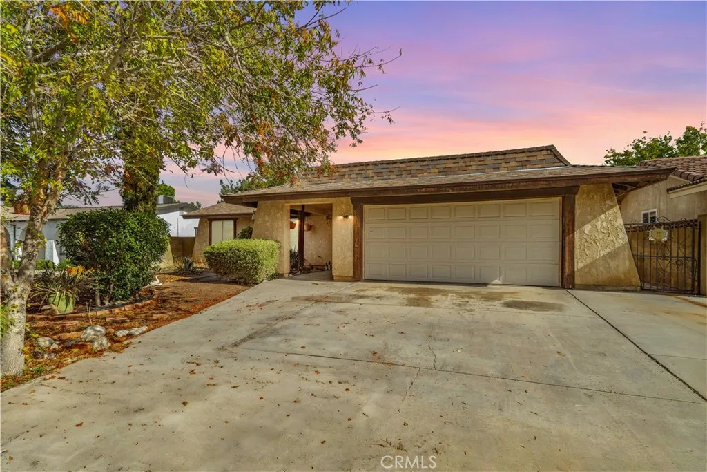 37618 Dalzell, Palmdale, California 93550 home-pic-0
