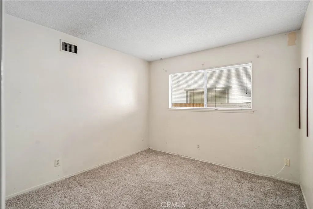 37618 Dalzell, Palmdale, California 93550 home-pic-17