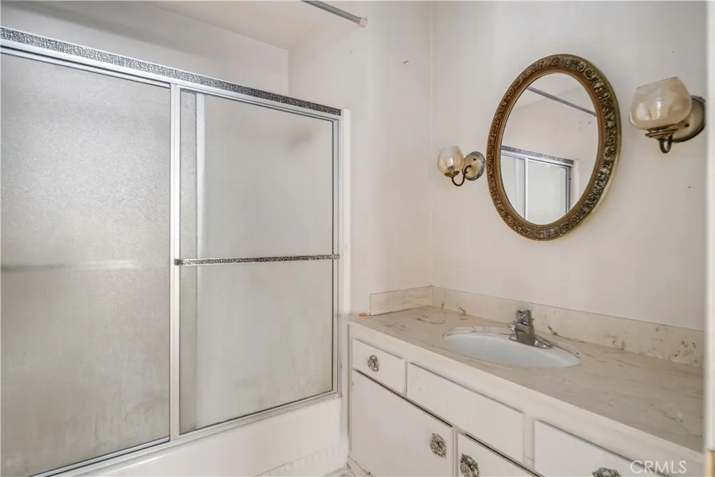 37618 Dalzell, Palmdale, California 93550 home-pic-20
