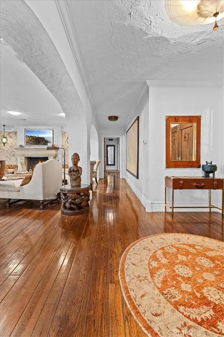 1138 Coldwater Canyon Drive, Beverly Hills, California 90210 home-pic-14