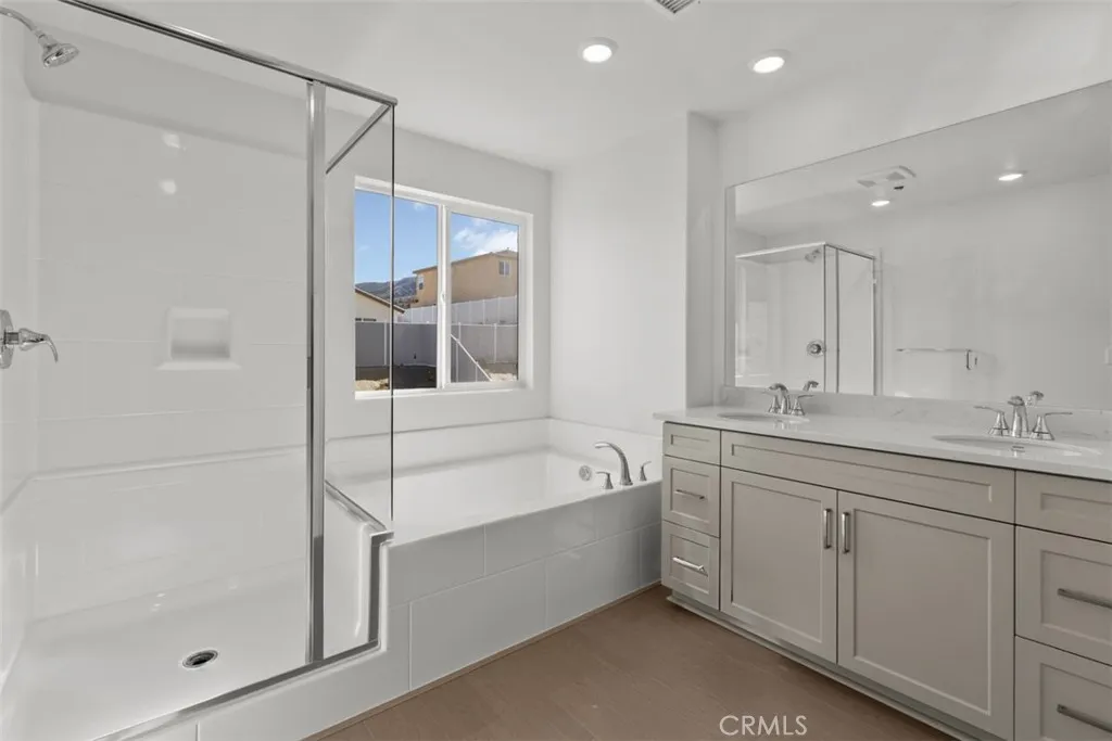 12793 Fuji Circle, Corona, California 92883 home-pic-6