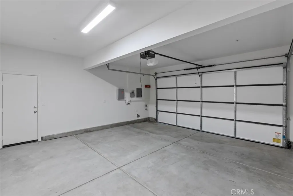 12793 Fuji Circle, Corona, California 92883 home-pic-14