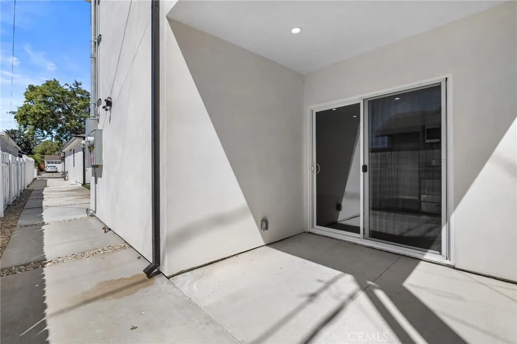 1504 N California, Burbank, California 91505 home-pic-62