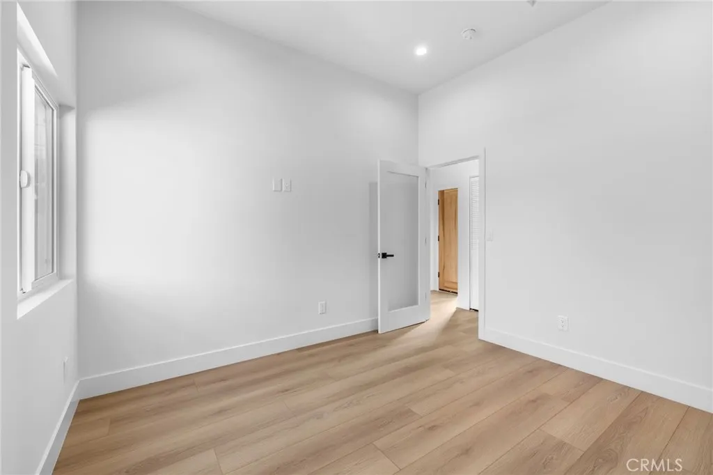 1504 N California, Burbank, California 91505 home-pic-36