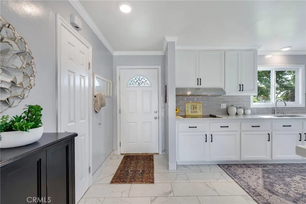 5511 Kanel, Cypress, California 90630 home-pic-2