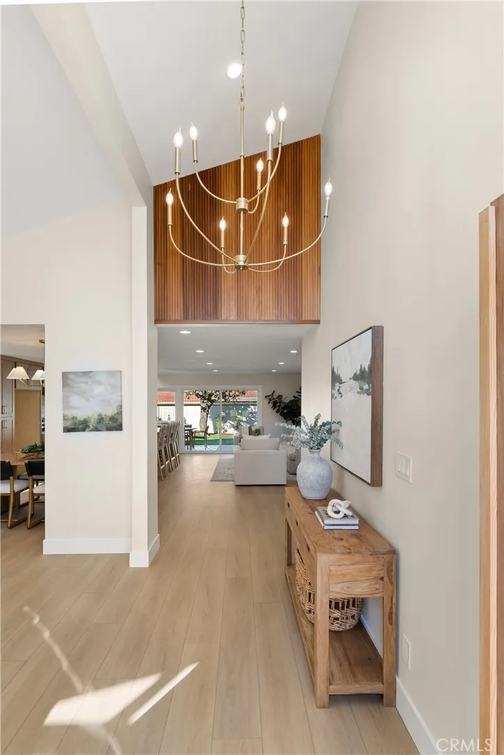 4589 Almond Avenue, Seal Beach, California 90740 home-pic-2