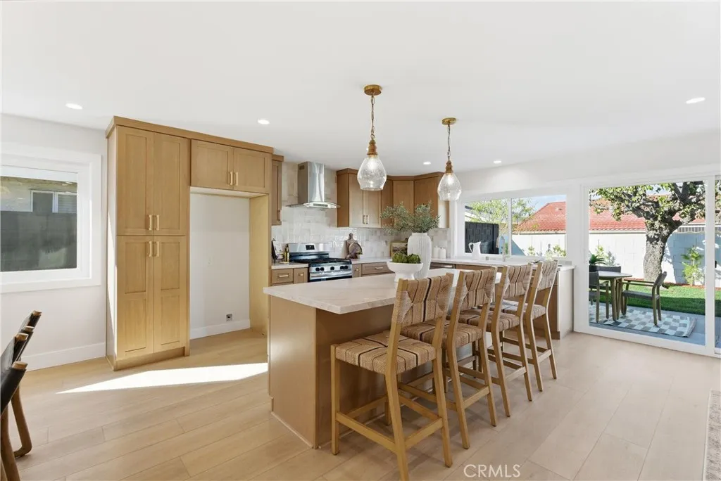 4589 Almond Avenue, Seal Beach, California 90740 home-pic-6