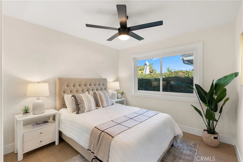 4589 Almond Avenue, Seal Beach, California 90740 home-pic-16