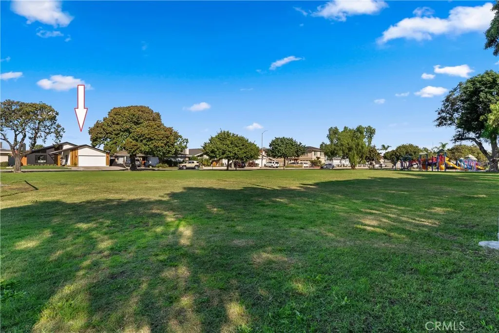 4589 Almond Avenue, Seal Beach, California 90740 home-pic-31