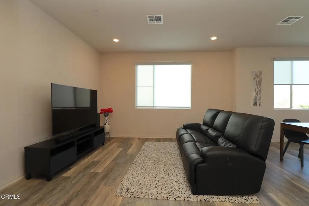 24847 Whaler Way, Harbor City, California 90710 home-pic-10